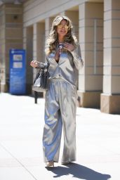Heidi Klum Arrives for Taping of America’s Got Talent in Pasadena 04/06/2024