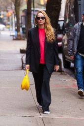 Jennifer Lawrence Street Style - NYC 04-12-2024