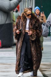 Jennifer Lopez Out in New York 04/02/2024
