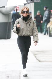 Jennifer Lopez Street Style - New York 04/01/2024