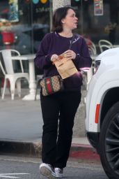 Jennifer Love Hewitt Out in Los Angeles 04-11-2024