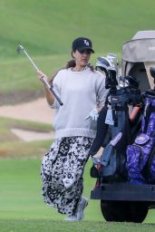 Jessica Alba and Cash Warrene Ejoying a Golfing Getaway at Kukui 