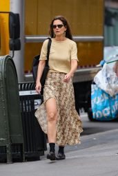Katie Holmes Out in New York 04-12-2024