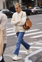Kelly Rutherford Out in New York 04-14-2024