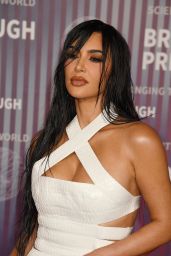 Kim Kardashian at Breakthrough Prize Ceremony in Los Angeles 04-13-2024