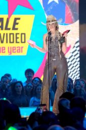 Lainey Wilson Performs at 2024 CMT Music Awards