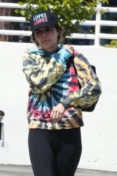 Lisa Rinna Out in Studio City 04/07/2024