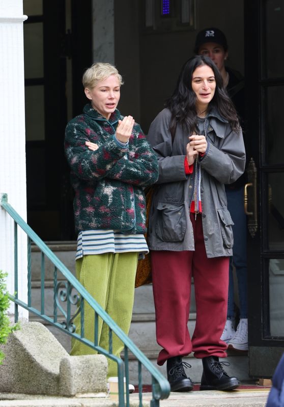 Michelle Williams and Jenny Slate at "Dying for Sex" Filming Set in Brooklyn 04-18-2024