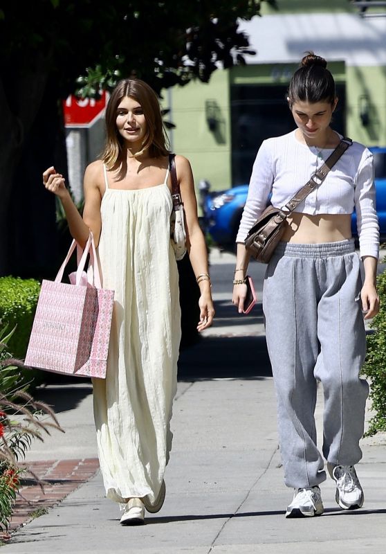 Olivia Jade and Isabella Rose Giannulli Shopping on Melrose Place in West Hollywood 04/11/2024