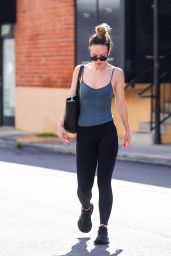 Olivia Wilde in Workout Outfit in Los Angeles 04-15-2024