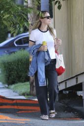 Olivia Wilde Out in Studio City 04-18-2024