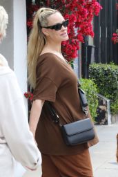 Peta Murgatroyd Out in Los Angeles 04-24-2024