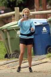 Reese Witherspoon Taking Selfies With Horses in LA 04-16-2024