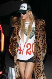 Rihanna Night Out Style - Hollywood 04-20-2024
