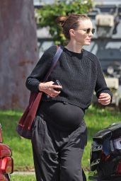 Rooney Mara Out in Los Angeles 04-17-2024