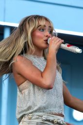Sabrina Carpenter Performs at Coachella Valley Music and Arts Festival in Indio 04-12-2024