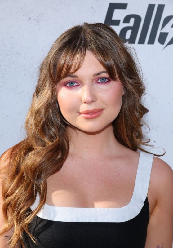 Sammi Hanratty at "Fallout" World Premiere in Hollywood