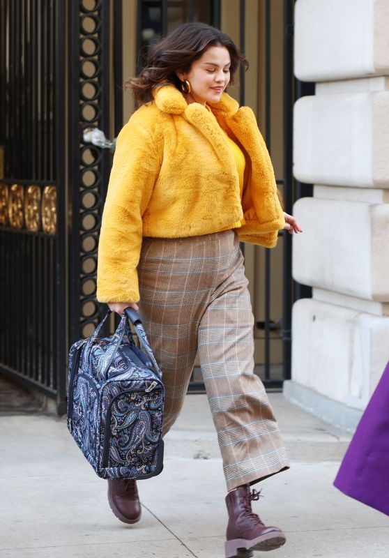 Selena Gomez at "Only Murders in the Building" Season 4 Set in New York 04-24-2024
