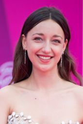 Zoi Severin at CannesSeries Festival Pink Carpet in Cannes 06/04/2024