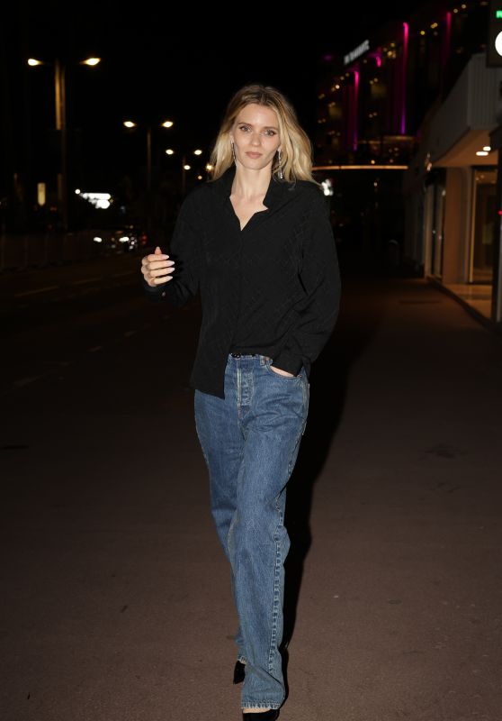 Abbey Lee Kershaw Out in Cannes 05-19-2024