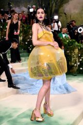 Amelia Hamlin at Met Gala 2024