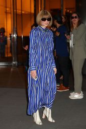 Anna Wintour Leaving the Ralph Lauren Fashion Show in New York City 04-29-2024