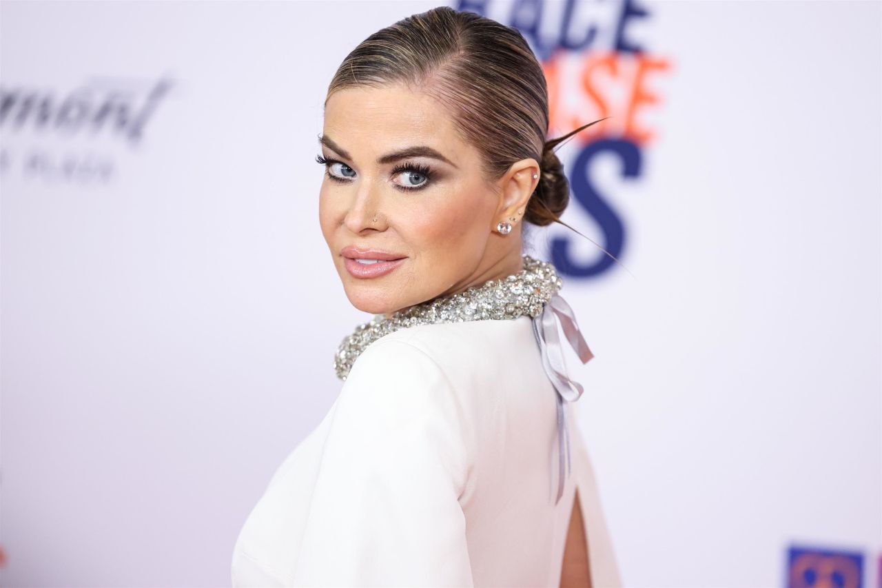 Carmen Electra at Race to Erase MS Gala in Los Angeles 05-10-2024 •  CelebMafia