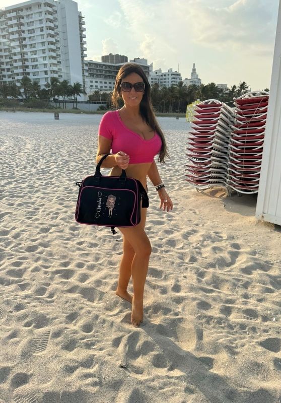 Claudia Romani - Miami Beach 05-21-2024