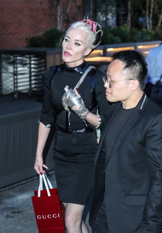 Daphne Guinness Arriving for the Gucci Cruise 2025 Fashion Show in London 05-13-2024