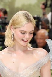 Elle Fanning Stuns in Ethereal Balmain Gown at the 2024 Met Gala