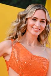 Emily Blunt Stuns at "The Fall Guy" Premiere in Los Angeles 04-30-2024