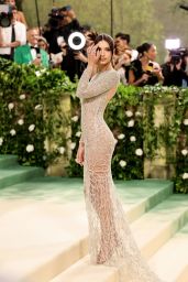 Emily Ratajkowski Stuns in Sheer Versace Gown at 2024 Met Gala