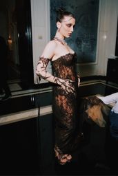 Emma Chamberlain Inside the Carlyle Hotel Before the 2024 Met Gala in New York