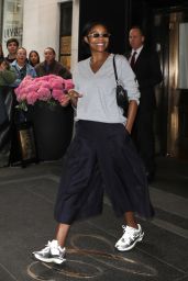 Gabrielle Union and Dwayne Wade Exit From Their Hotel Ahead of Preparation for the Met Gala 05-04-2024