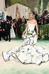 Gigi Hadid in Floral Gown at 2024 Met Gala