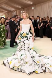 Gigi Hadid in Floral Gown at 2024 Met Gala