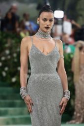 Irina Shayk Stuns in Swarovski Crystal-Encrusted Gown at 2024 Met Gala
