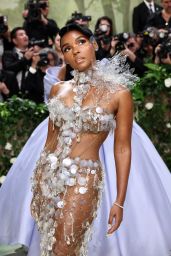Janelle Monáe Stuns in Sustainable Vera Wang Couture at 2024 Met Gala