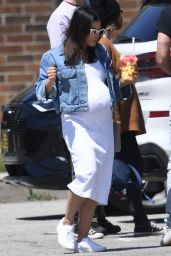 Jenna Dewan Eating a Huge Cup of Fruit While Out in Los Angeles 05-05-2024
