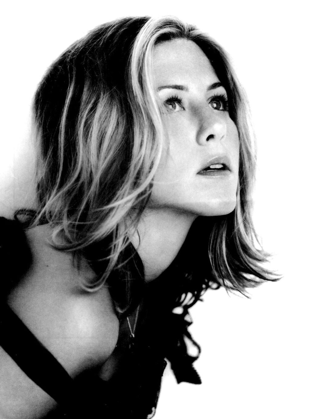 Jennifer Aniston - ELLE 2001 • CelebMafia