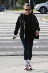 Jennifer Garner Out in Los Angeles CA 04-30-2024