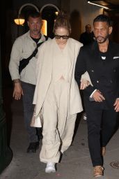 Jennifer Lopez and Manager Benny Medina at Gigi Manko Restaurant in Paris 05-07-2024