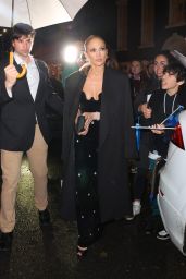 Jennifer Lopez arrives at Anna Wintour