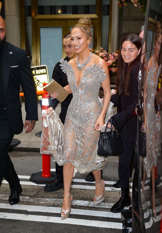 Jennifer Lopez Heading to the 2024 Met Gala in New York City 05-06-2024