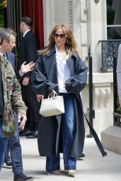 Jennifer Lopez Looks Fashionable as She Ventures Out in Paris 05-09-2024