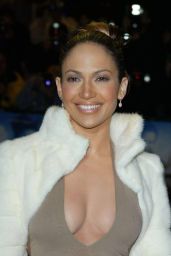 Jennifer Lopez - "Maid In Manhattan" Premiere in London 02-26-2003