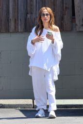 Jennifer Lopez Wearing a Relaxed and Chic All-white Ensemble in Beverly Hills 05-14-2024