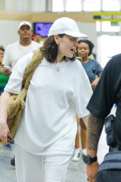 Jessie J Arriving at Galeao Airport in Rio de Janeiro 05-01-2024