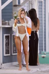 Joy Corrigan in a Bikini in Miami Beach 05-05-2024
