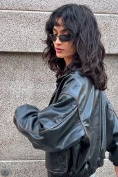 Kelly Gale New Hair Style 05-23-2024